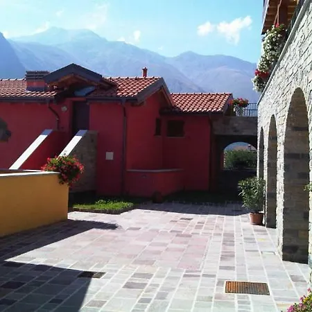 Germasino Sleeps 6 Pool Wifi T421487 *